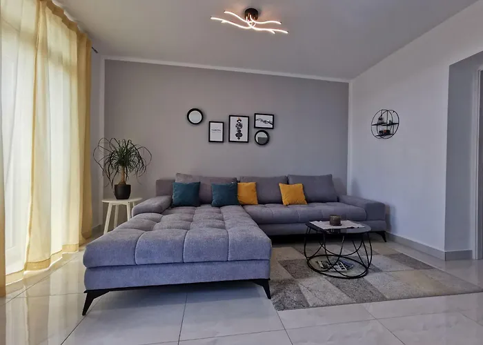 Gemuetliche 2-schlafzimmer-wohnung Mit Meerblick- By Interhome * Crikvenica