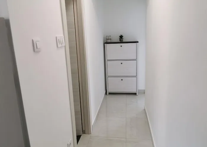 Apartament Gemuetliche 2-schlafzimmer-wohnung Mit Meerblick- By Interhome