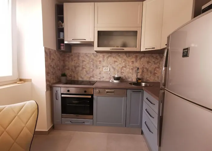 Gemuetliche 2-schlafzimmer-wohnung Mit Meerblick- By Interhome Crikvenica
