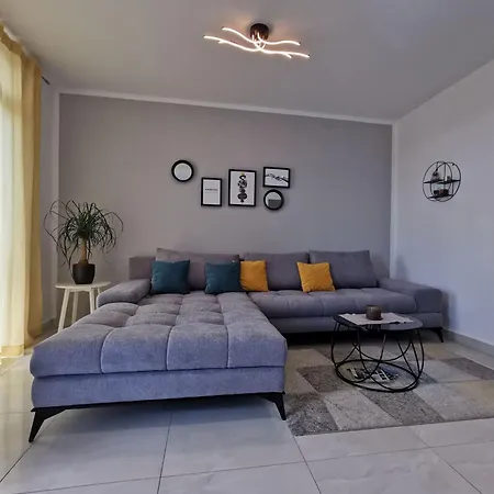 Gemuetliche 2-schlafzimmer-wohnung Mit Meerblick- By Interhome * Crikvenica