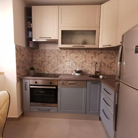 Gemuetliche 2-schlafzimmer-wohnung Mit Meerblick- By Interhome Crikvenica
