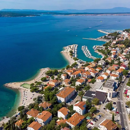 Gemuetliche 2-schlafzimmer-wohnung Mit Meerblick- By Interhome Lägenhet Crikvenica