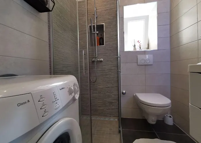 Gemuetliche 2-schlafzimmer-wohnung Mit Meerblick- By Interhome Apartament Crikvenica